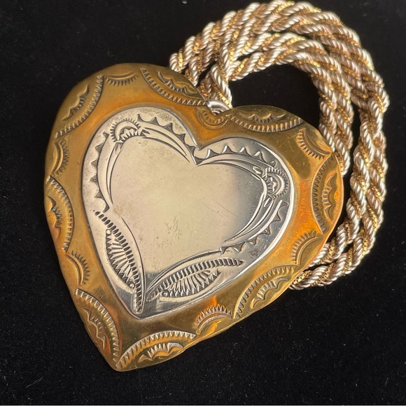 Joan Slifka Heart Pedant necklace - Picture 3 of 16